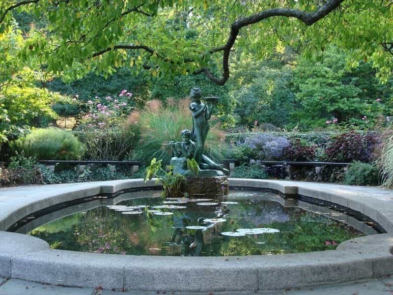 15+ Stunning DIY Garden Fountain Landscaping Ideas and Designs (2022)