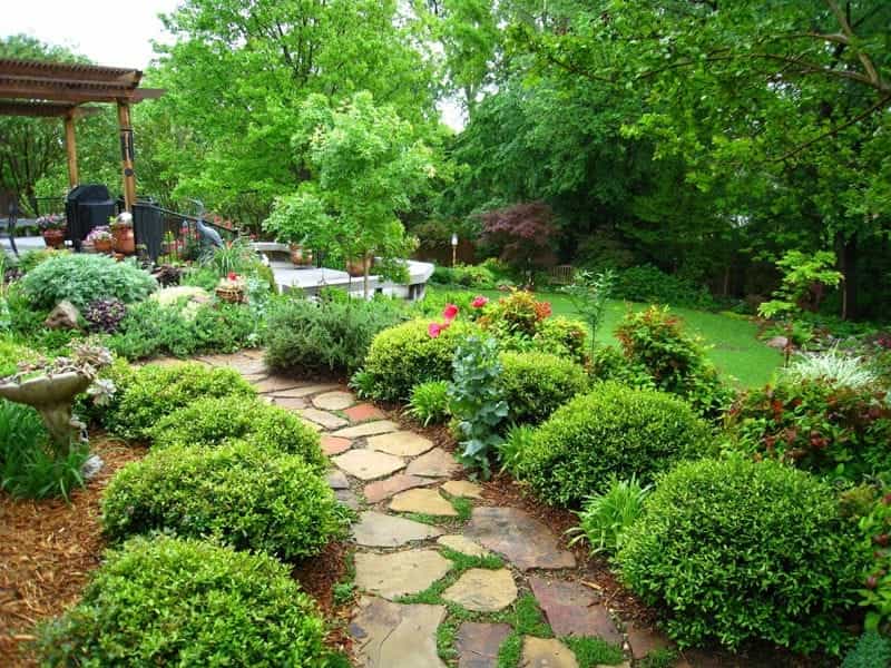 18 Creative Small Garden Ideas - Indoor and Outdoor Garden Designs for  Small Spaces