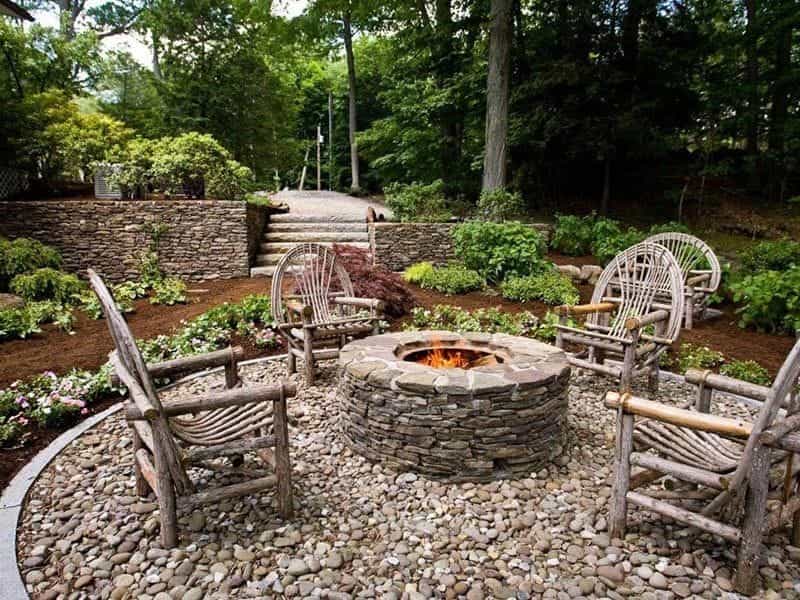 23 Absolutely Fantastic Backyard Gardens Ideas With Cozy Fire Pits