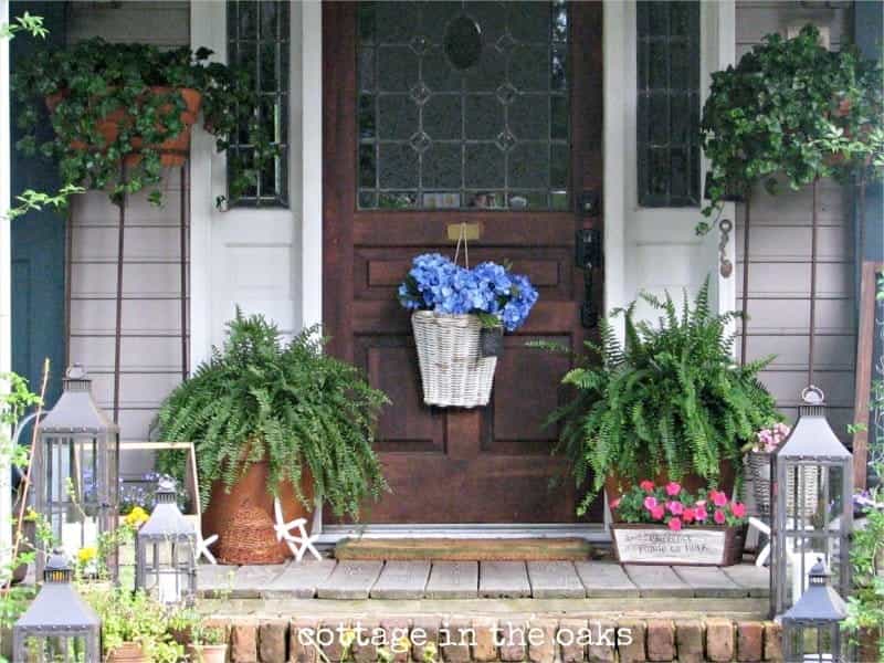 30+ Inspiring Ideas To Freshen Up Your Front Porch For Spring