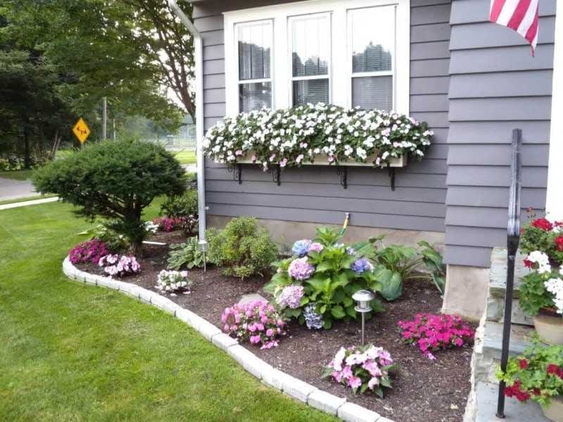 75 Simple Low Maintenance Front Yard Landscaping Ideas - Easy landscaping,  Backyard landscaping, Garden design