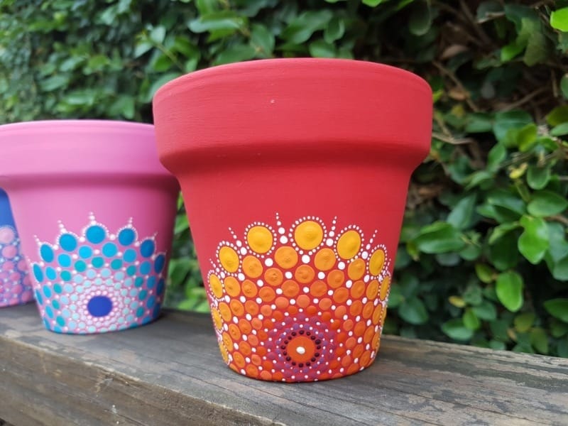 Flower pot painting ideas: how to paint terracotta pots for garden colour
