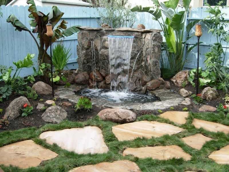 Simple Water feature ideas for small garden - YouTube