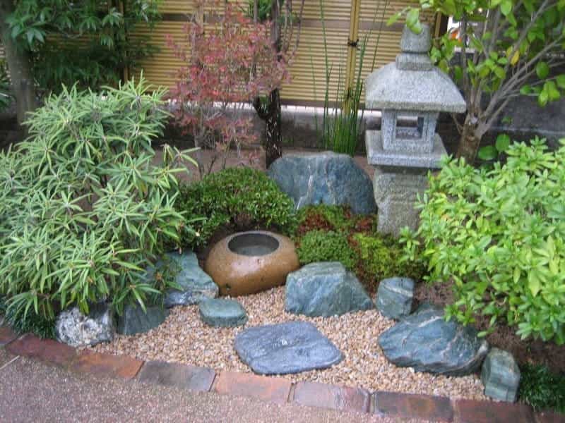 Small Japanese garden ideas: 18 planting, landscaping and colour palette  suggestions for zen-inspired plots - GardeningEtc