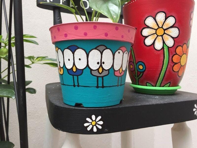 The cutest DIY idea of painting plastic flower pots - Learn to create  beautiful things