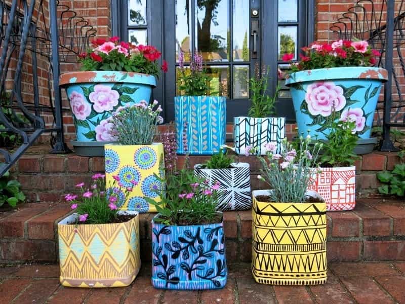 You Can Use Textural Touches and Pattern Play to Instantly Elevate Your  Houseplants — Apartment Therapy - Unique flower pots, Plant pot design, Painted  pots diy